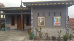 Гостиница Ladewi Homestay  Sukapura